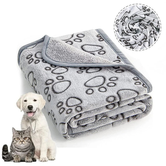 Soft Fluffy Pet Blanket – Warm Cartoon Design
