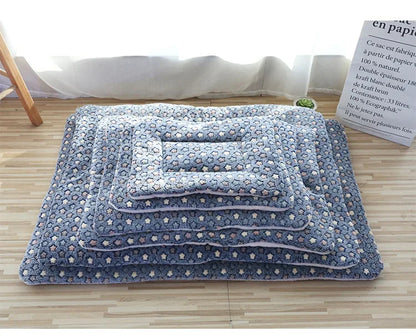 Double-Sided Plush Pet Mat – Cozy Bed & Blanket