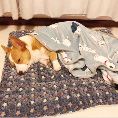 Flannel Pet Sleeping Mat – Cozy Dog & Cat Bed