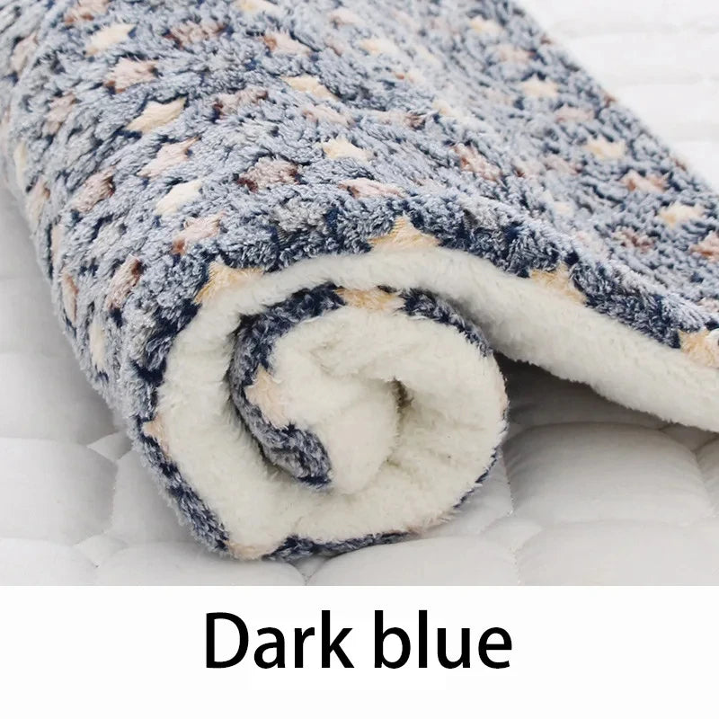Flannel Pet Sleeping Mat – Cozy Dog & Cat Bed