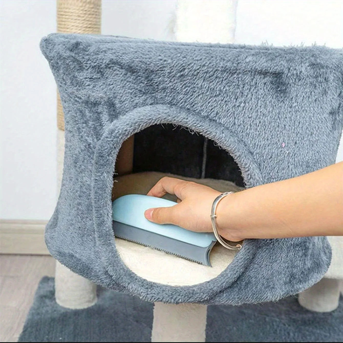 Effective Pet Hair Remover Brush – Dog & Cat Grooming