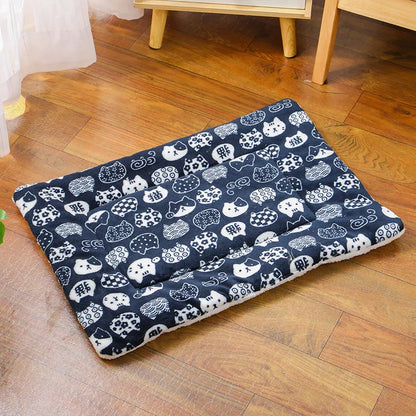 Flannel Pet Sleeping Mat – Cozy Dog & Cat Bed