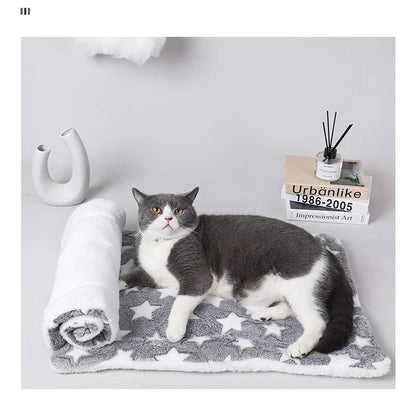 Flannel Pet Sleeping Mat – Cozy Dog & Cat Bed