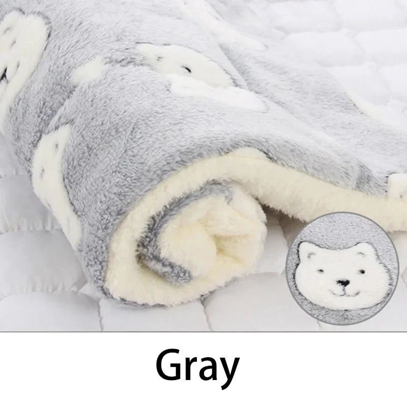 Flannel Pet Sleeping Mat – Cozy Dog & Cat Bed