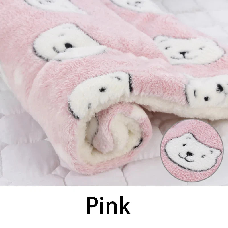 Flannel Pet Sleeping Mat – Cozy Dog & Cat Bed